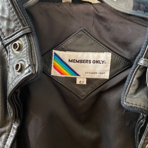 Vintage Members Only Leather Jacket - Picture 4 of 4